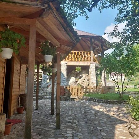 Residence: Quku I Valbones Zewnętrze zdjęcie